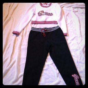 Authentic Guess Comfortable Outfit